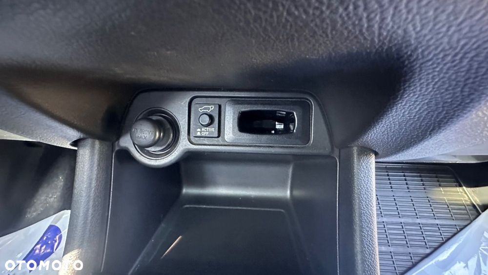 Mitsubishi Outlander - 20