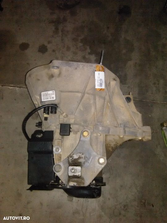 Cutie viteze Ford Fiesta 1.3 benzina,an fabr 2006 - 1