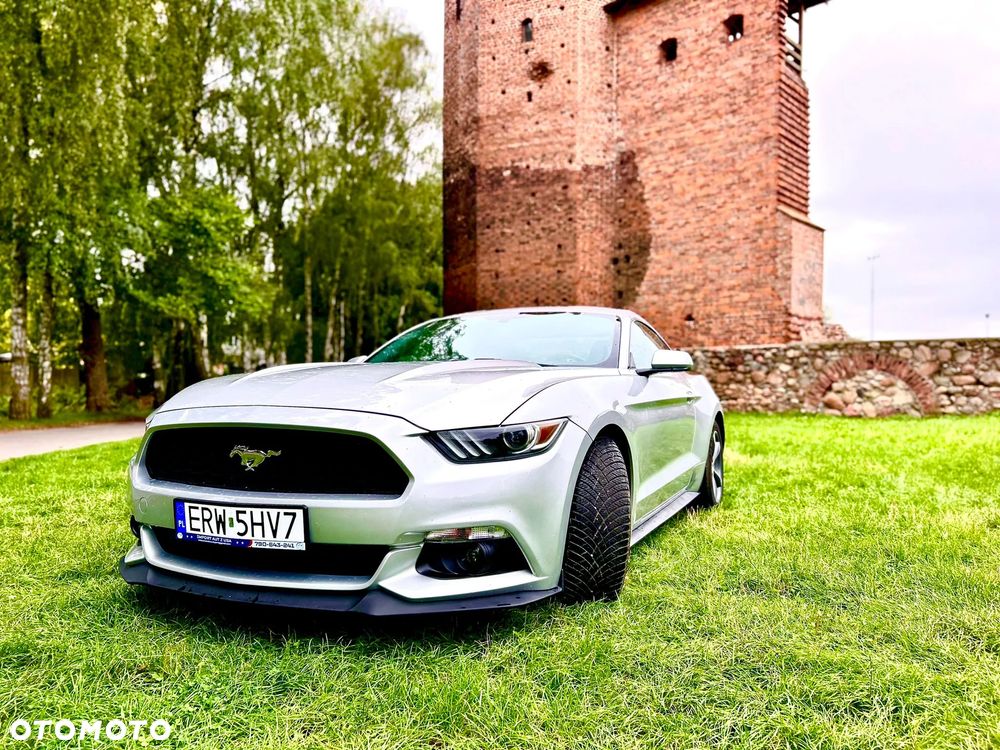 Ford Mustang - 3