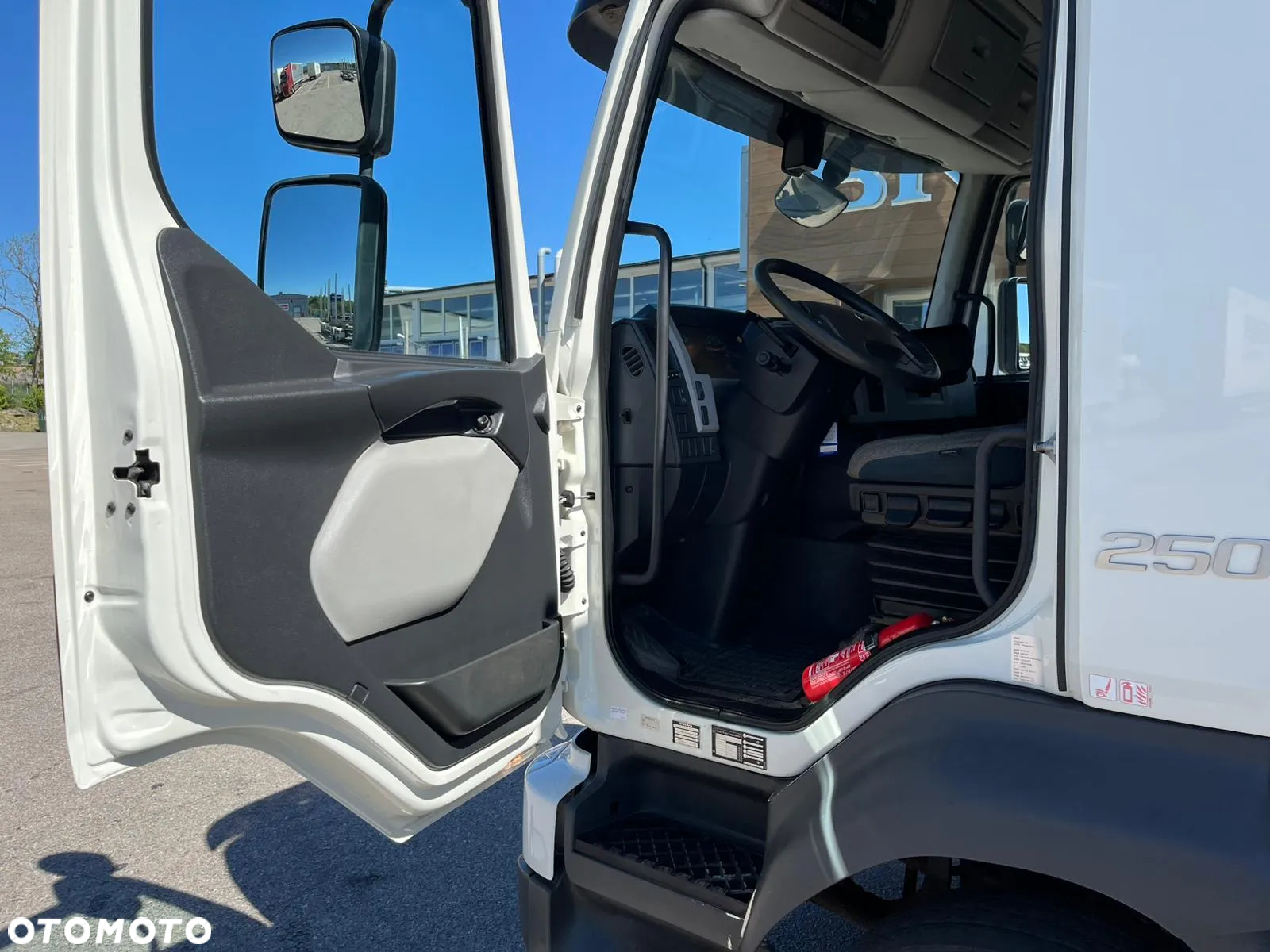 Volvo FM 330 - 4