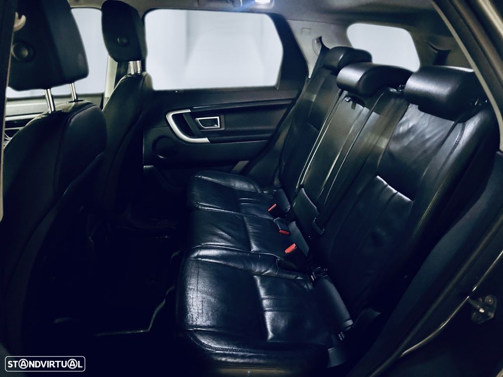 Land Rover Discovery Sport 2.0 TD4 SE 7L Auto - 6