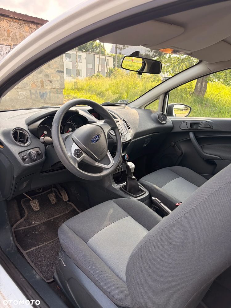 Ford Fiesta 1.25 Ambiente EU5 - 5