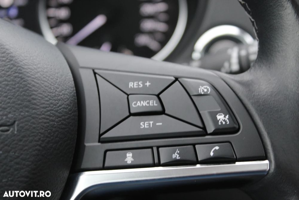 Nissan Qashqai 1.3 DIG-T N-TEC - 16