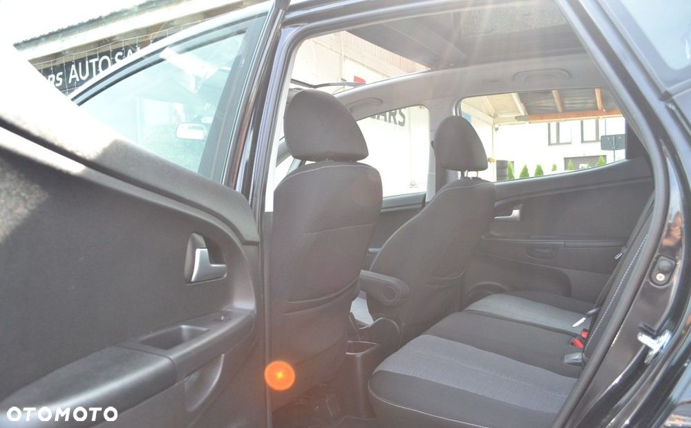 Kia Venga - 26