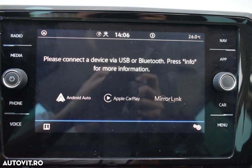 Volkswagen Passat 2.0 TDI DSG Comfortline - 19