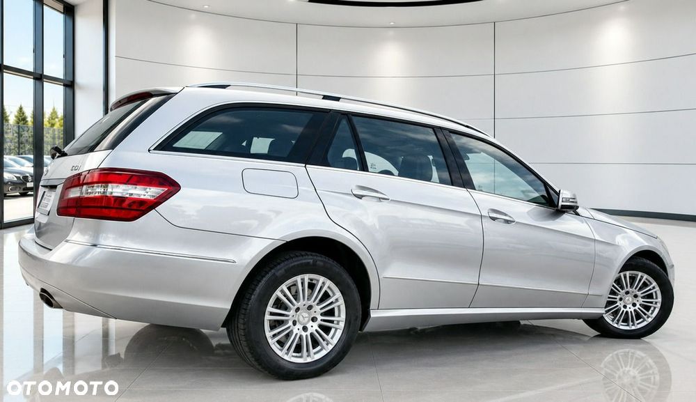 Mercedes-Benz Klasa E 350 CDI BlueEff Elegance - 30