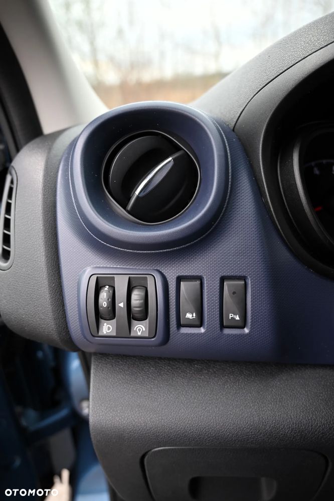 Opel Vivaro - 32