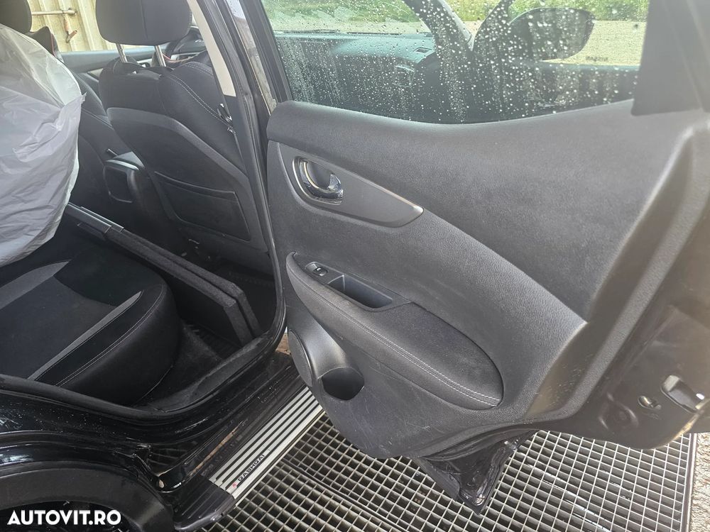 Nissan Qashqai - 27