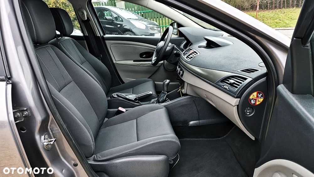 Renault Megane 1.6 16V 100 TomTom Edition - 40