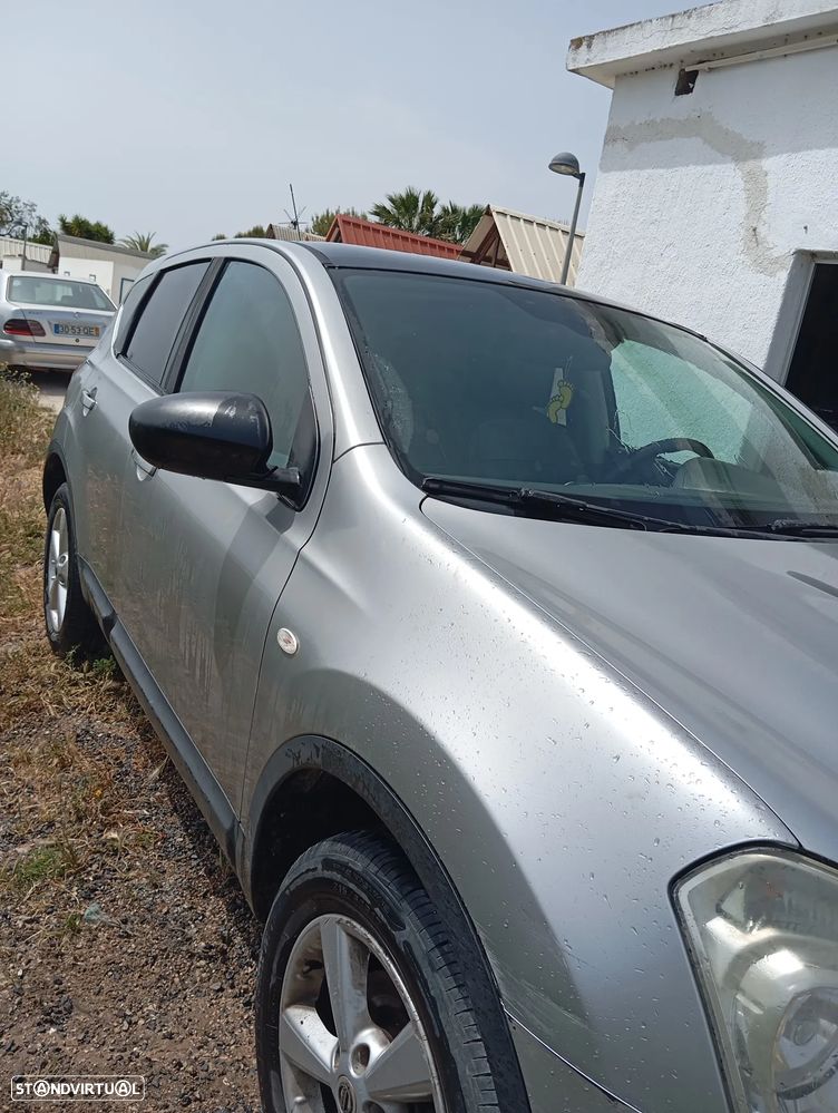 Nissan Qashqai 1.5 dCi Tekna Premium Pele Preta 17 - 13