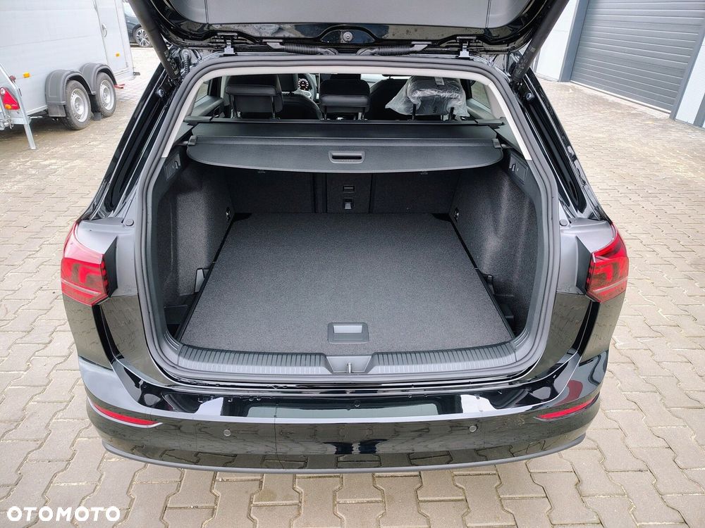 Volkswagen Golf Variant - 8