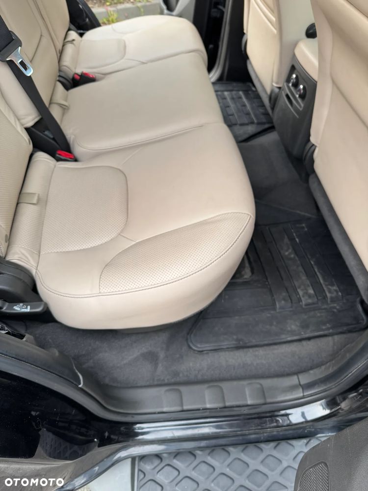 Nissan Pathfinder - 20