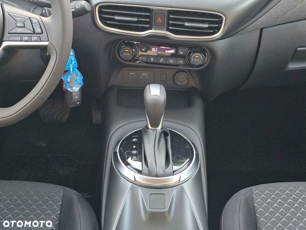 Nissan Juke 1.0 DIG-T Acenta DCT - 11