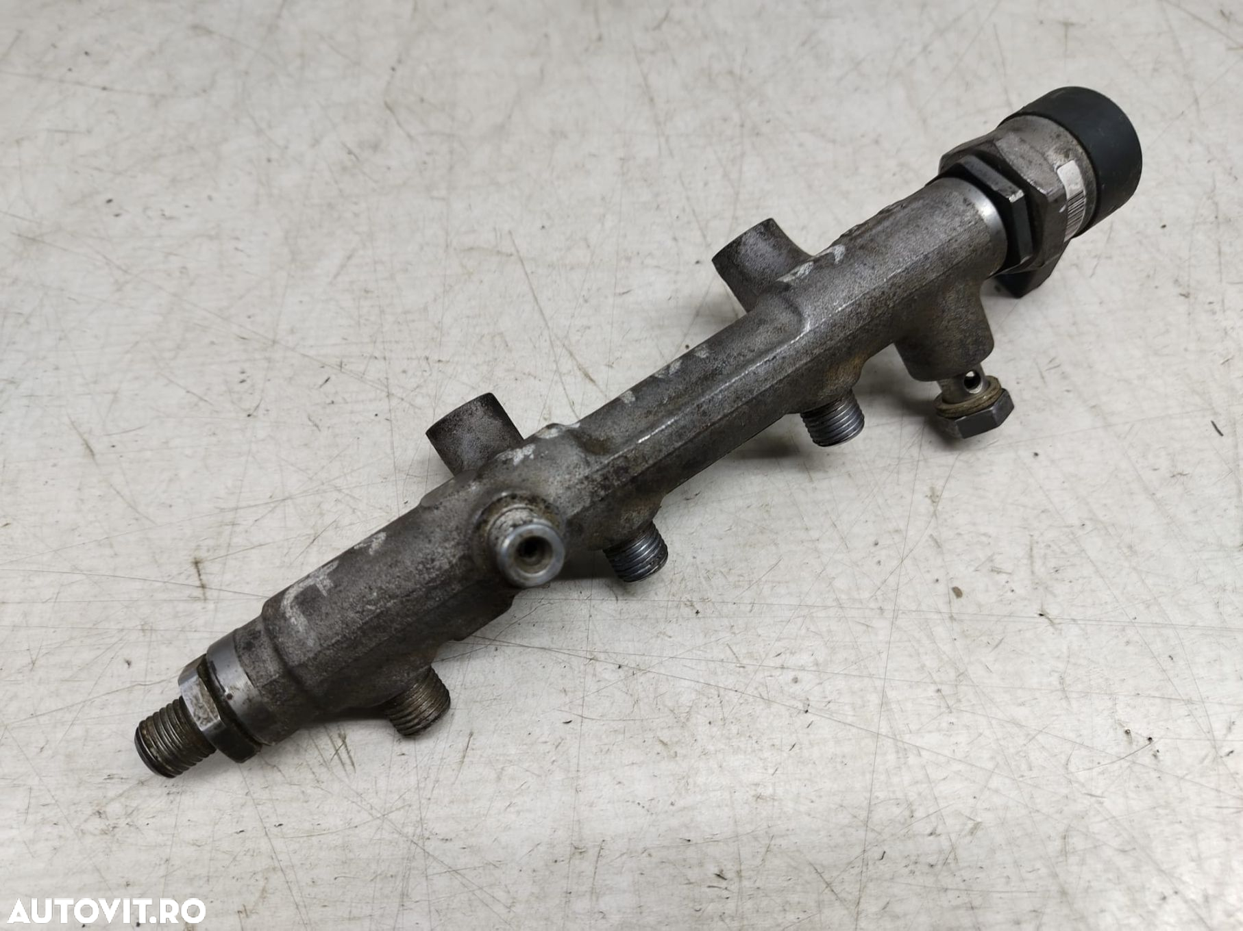 Rampa injectoare dreapta 3.0 tdi CLA CDT CRC 059130090bs Audi A4 B8/8 - 2
