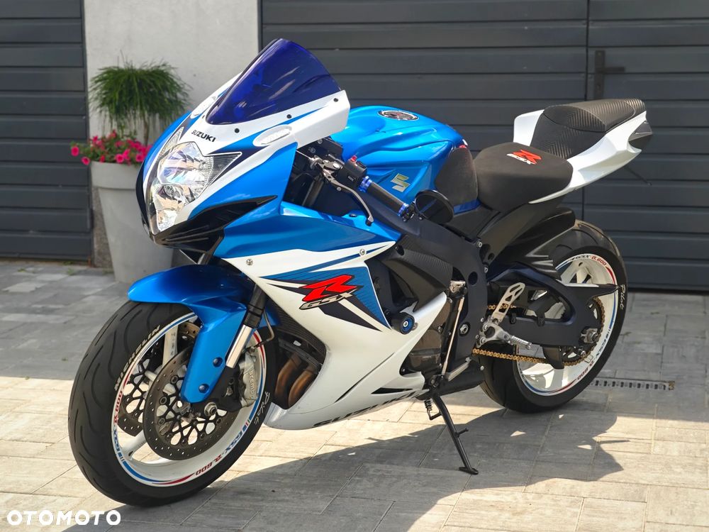 Suzuki GSX-R - 1