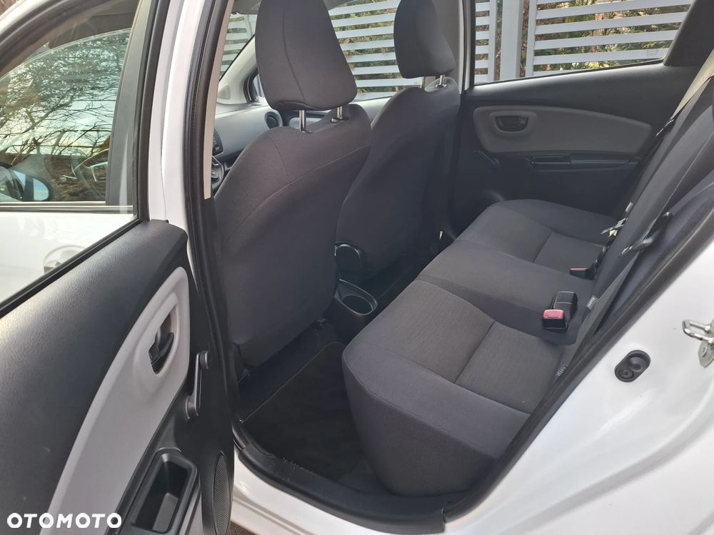 Toyota Yaris - 15