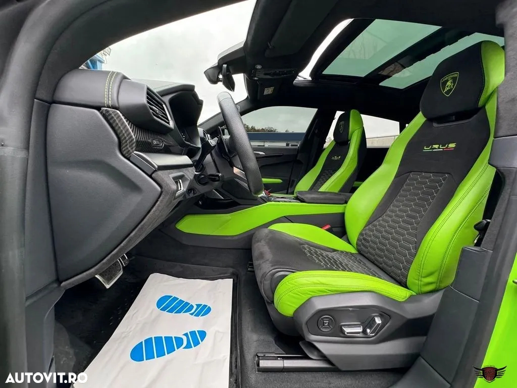 Lamborghini URUS Standard - 9