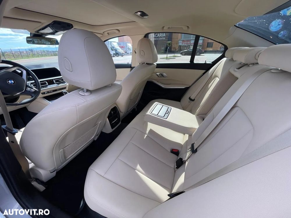 BMW Seria 3 318d Advantage - 11