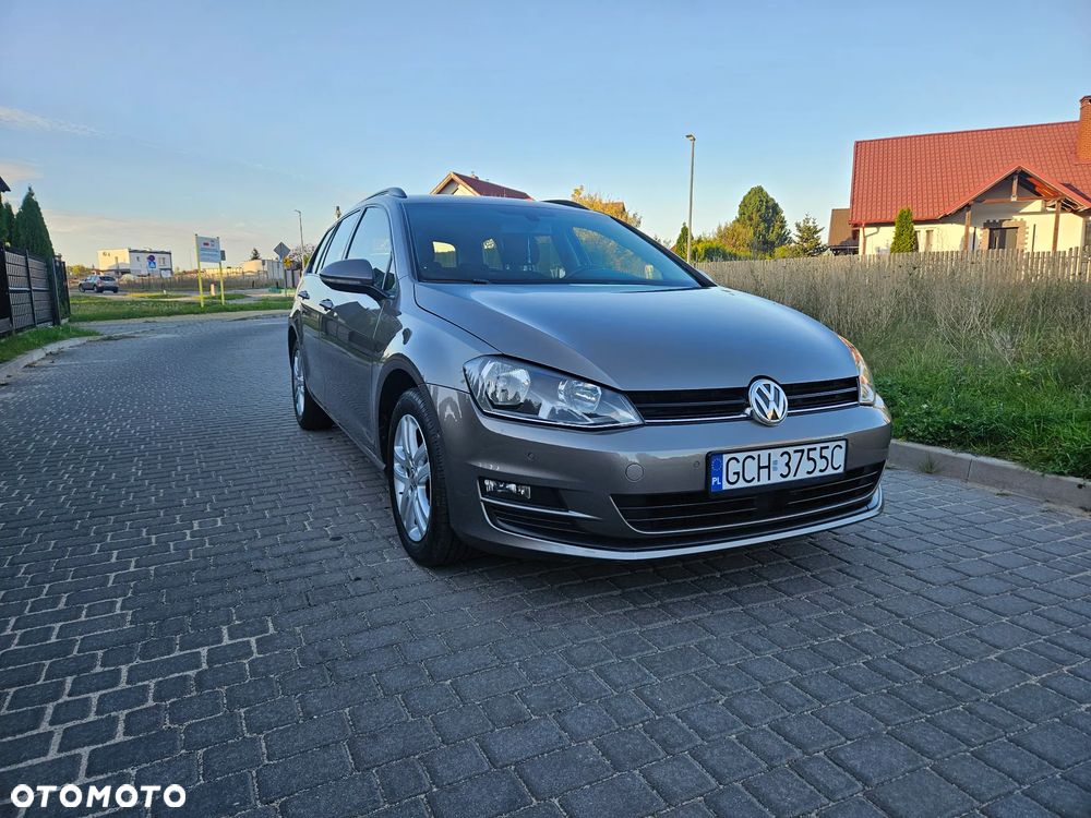 Volkswagen Golf - 11