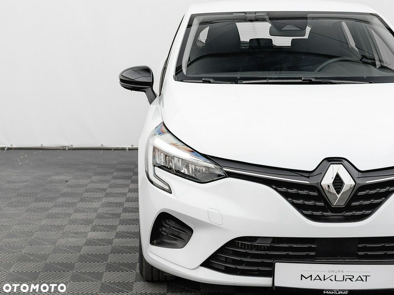 Renault Clio 1.0 TCe Equilibre - 9