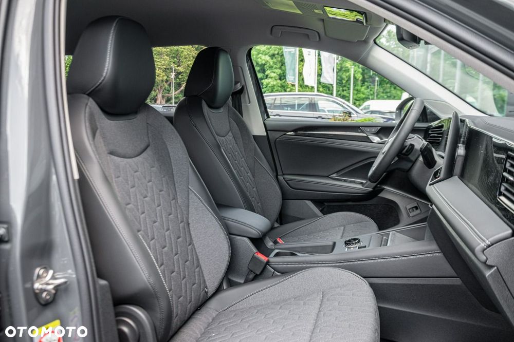 Volkswagen Tiguan - 15