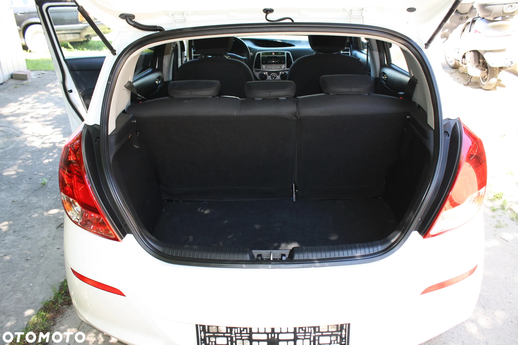 Hyundai i20 1.2 GO - 14