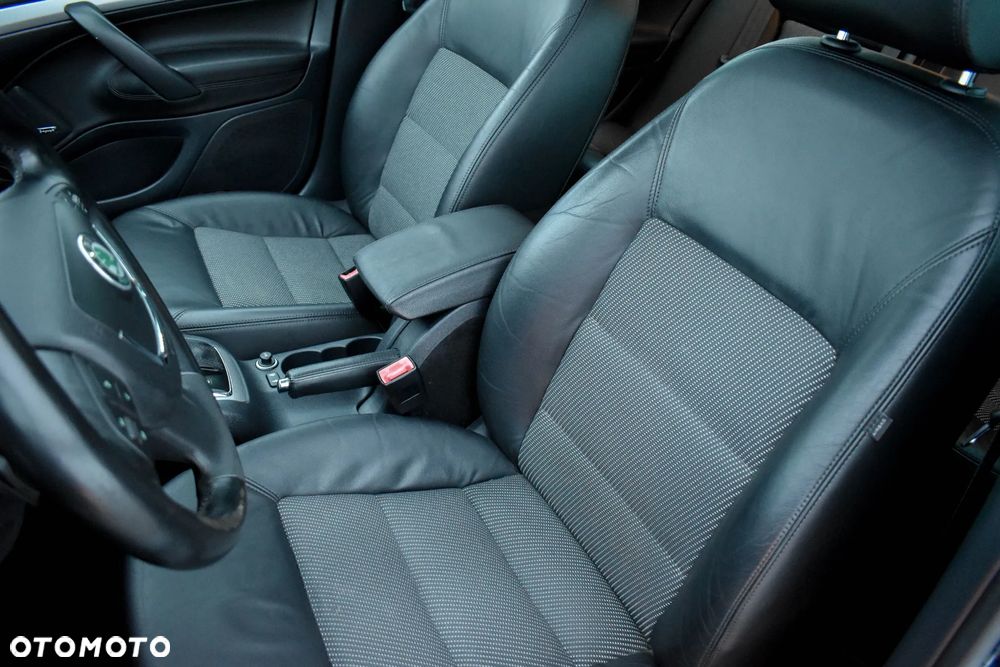 Skoda Octavia 1.4 TSI Elegance DSG - 13