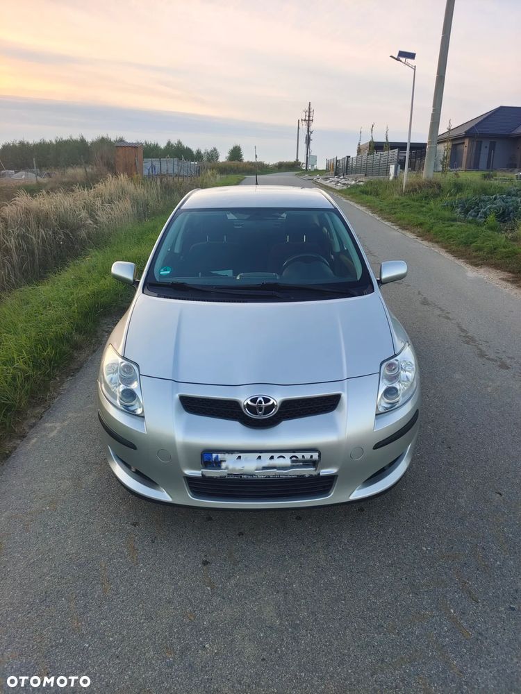 Toyota Auris 1.6 VVT-i Premium - 17