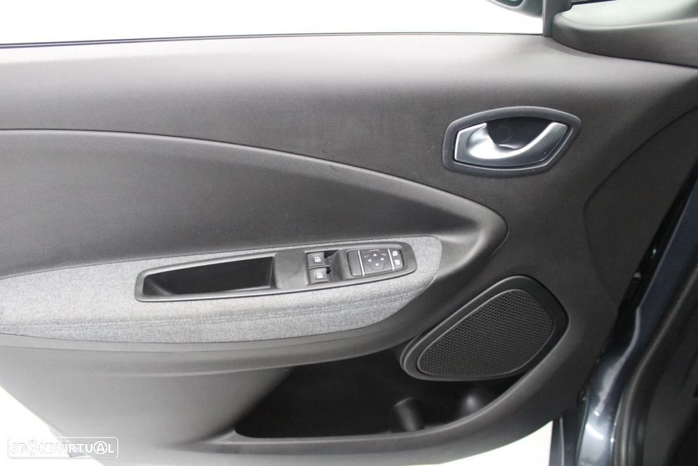 Renault Zoe (c/ Bateria) EV50 110hp Evolution - 9