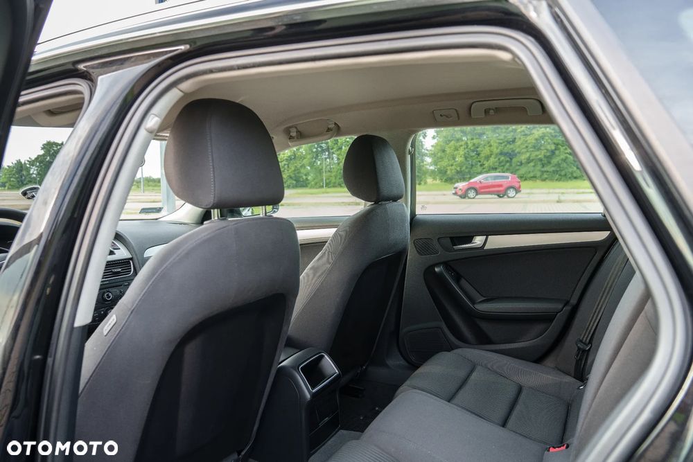 Audi A4 Avant 2.0 TDI DPF Attraction - 10