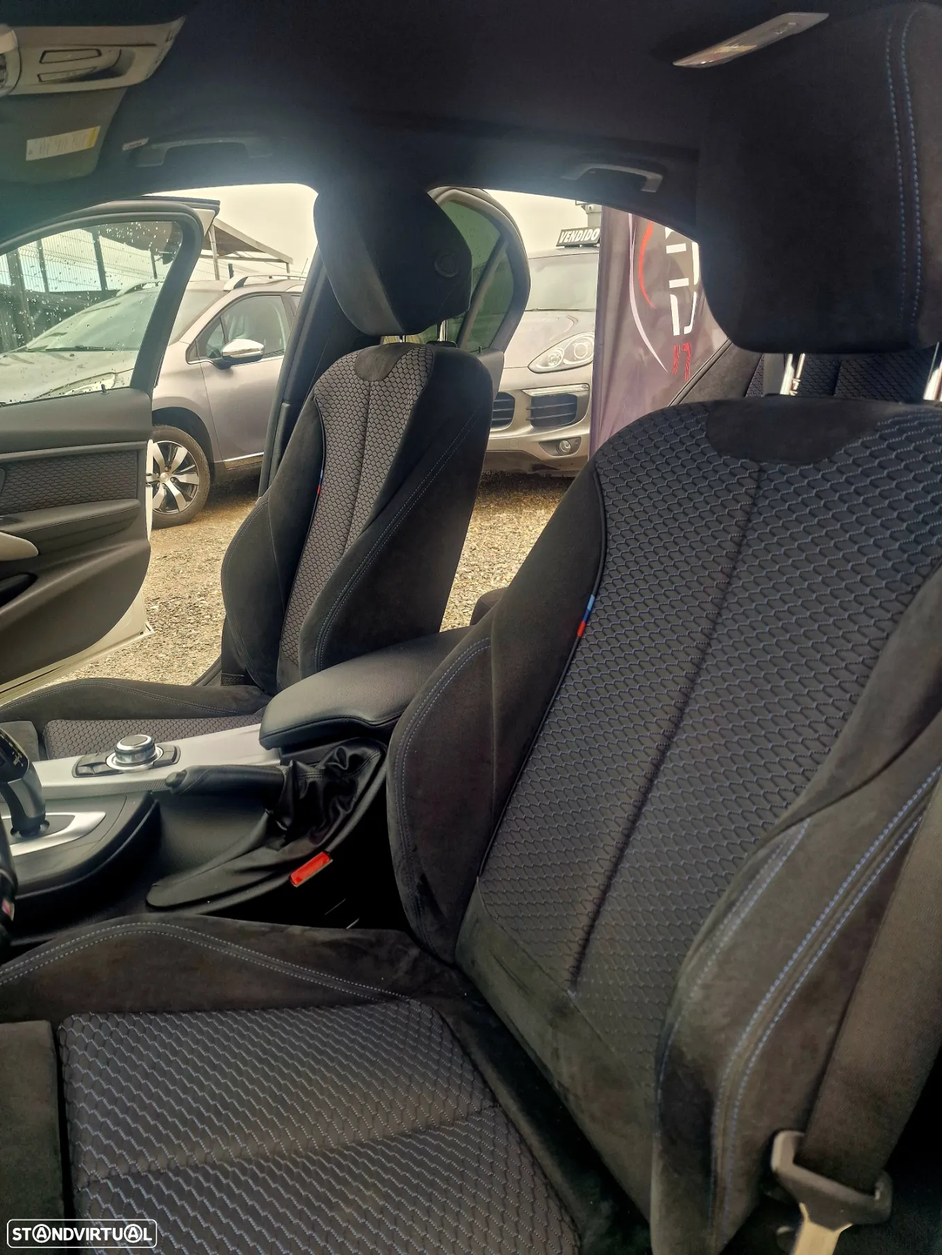 BMW 328 i Auto Pack M - 12