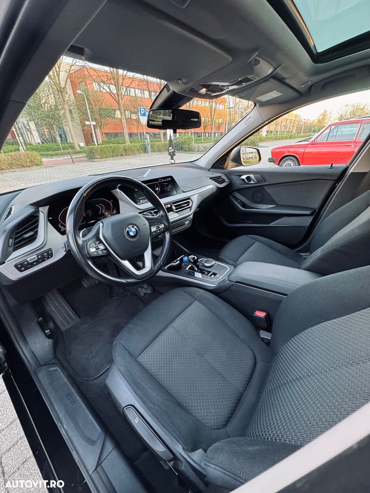 BMW Seria 1 120d AT - 7