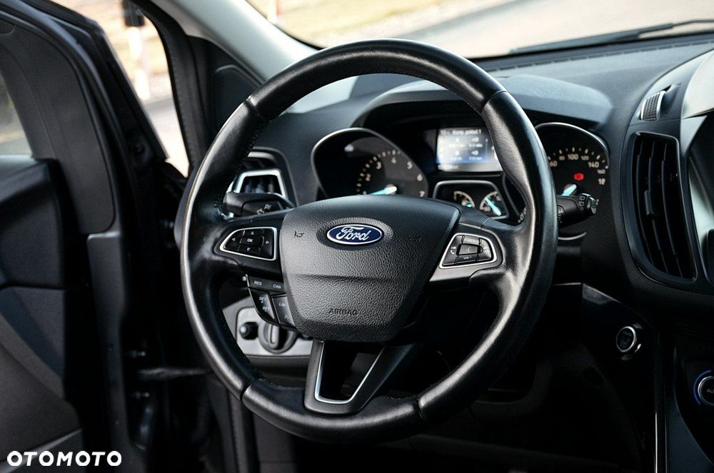 Ford Kuga - 17