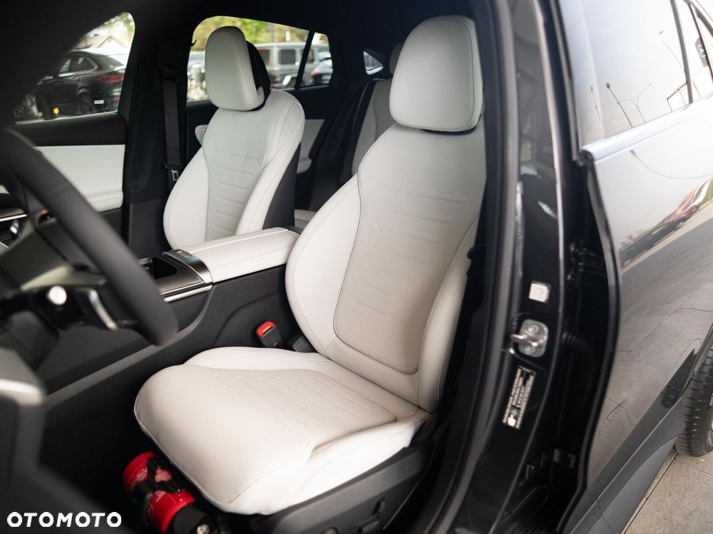 Mercedes-Benz GLC - 9