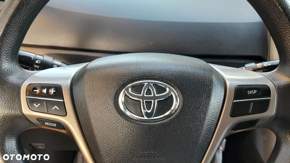 Toyota Corolla Verso 1.6 - 23