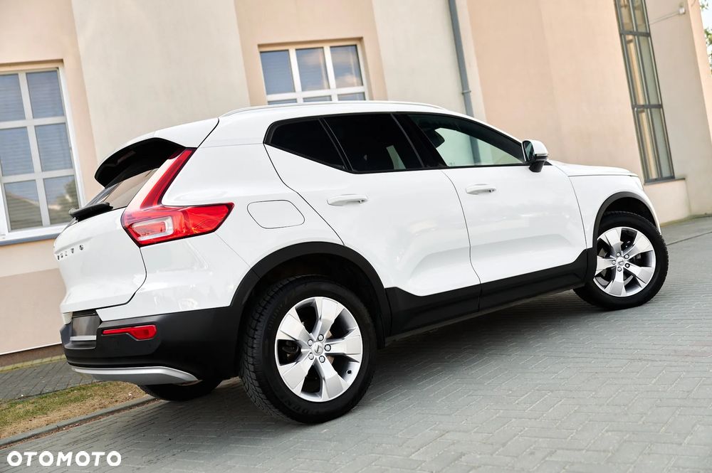 Volvo XC 40 T3 Momentum Pro - 10
