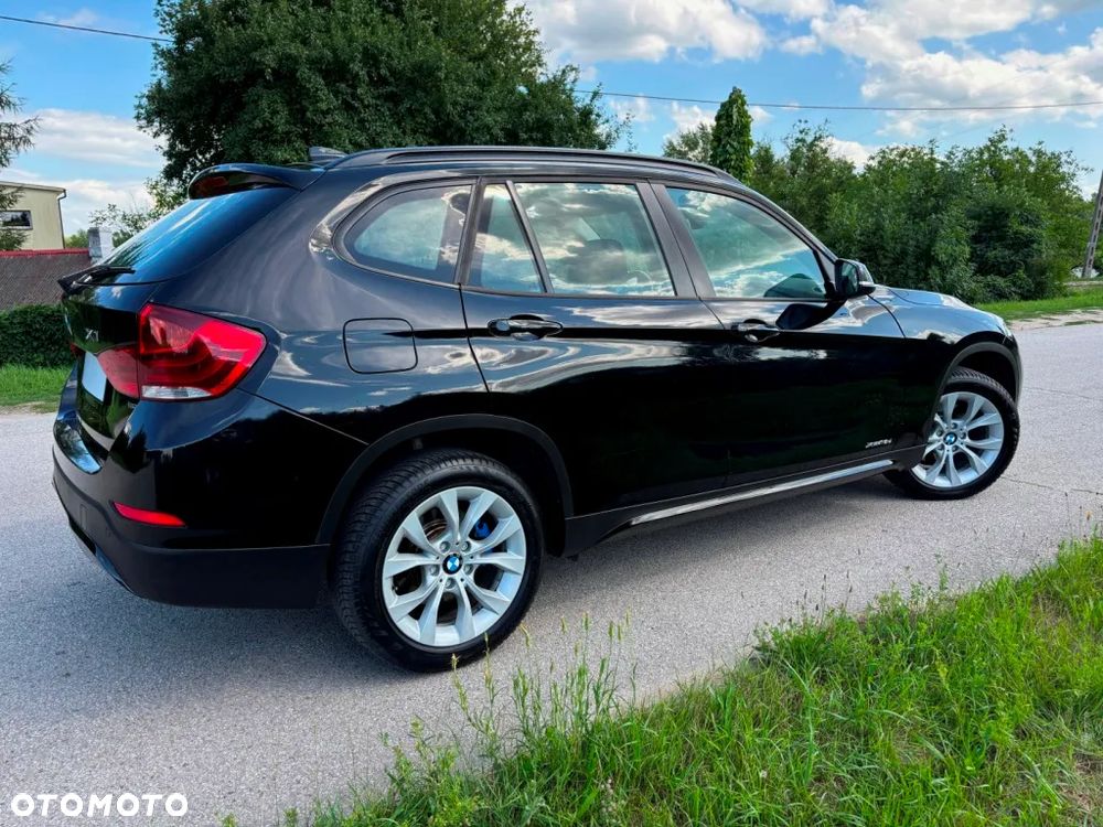 BMW X1 xDrive18d Sport Line - 4