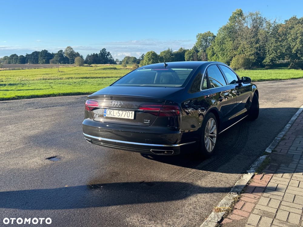 Audi A8 - 10