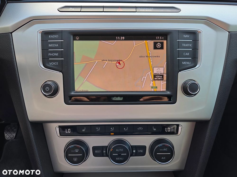 Volkswagen Passat 2.0 TDI BMT Comfortline - 14