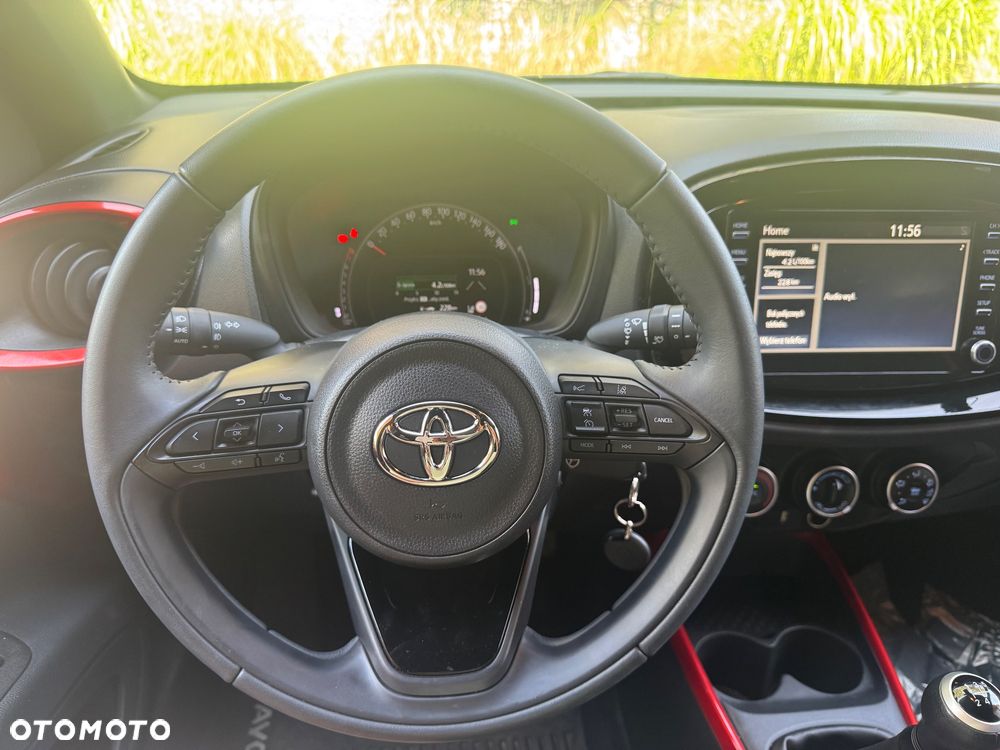 Toyota Aygo X 1.0 VVT-i Executive - 21