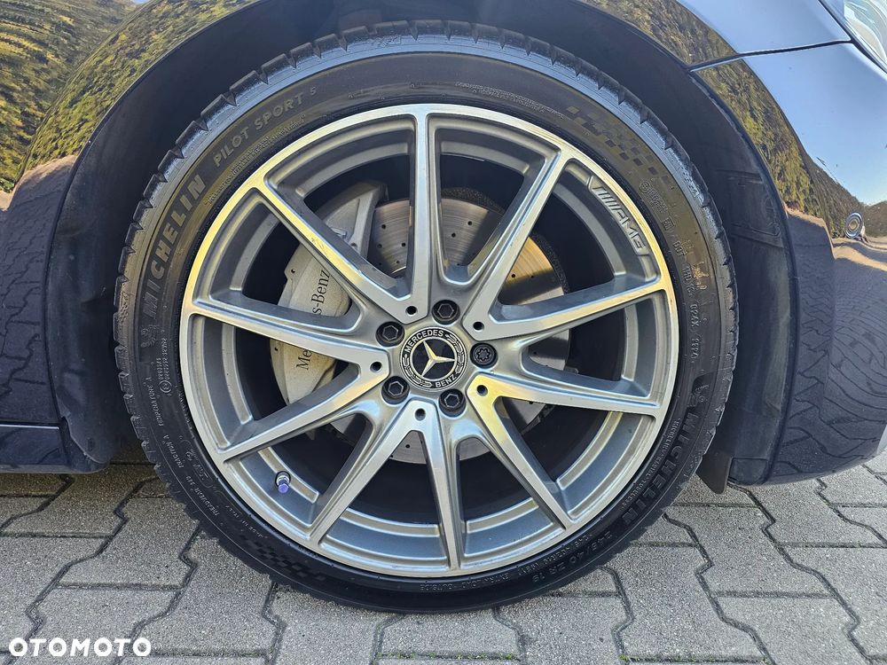 Mercedes-Benz Klasa E 300 d 9G-TRONIC AMG Line - 23