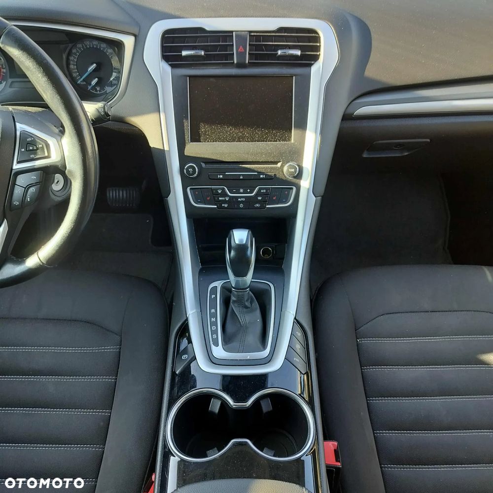 Ford Mondeo ver-2-0-tdci-titanium-powershift - 9