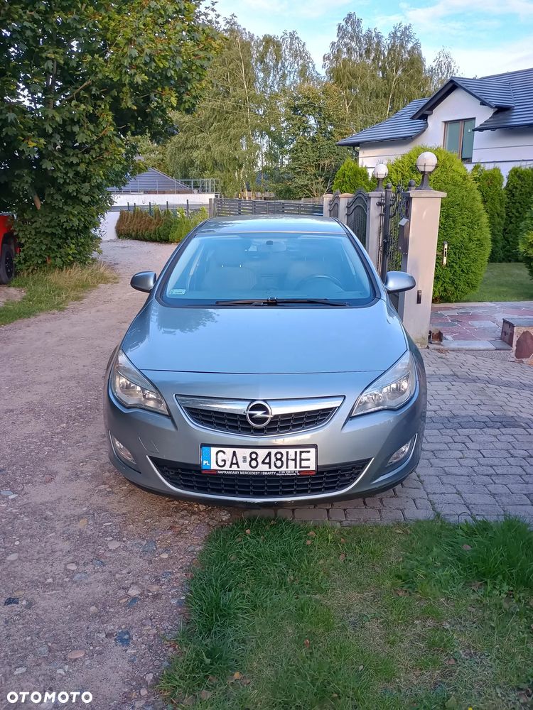 Opel Astra 1.6 Enjoy - 2