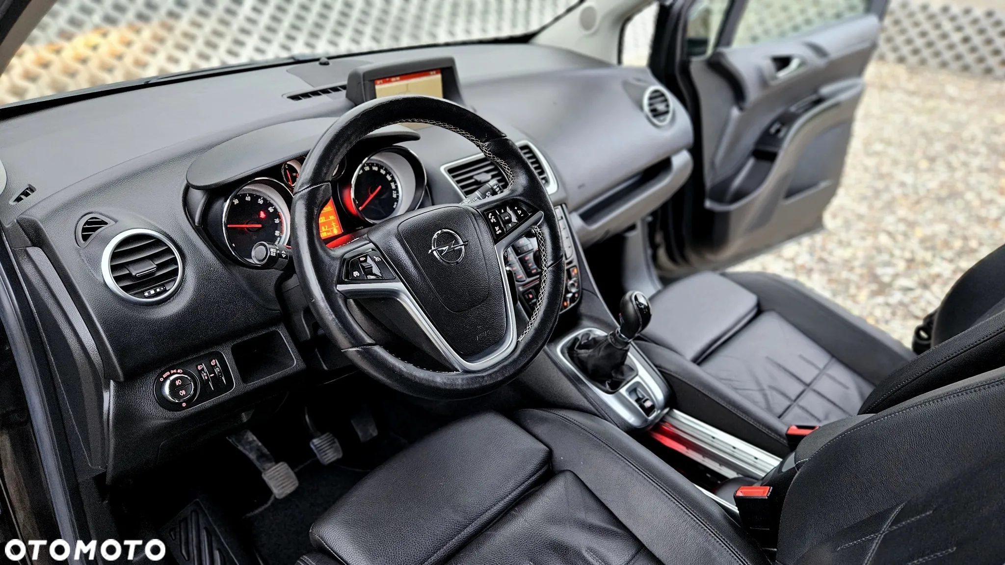 Opel Meriva 1.4 T Cosmo - 26