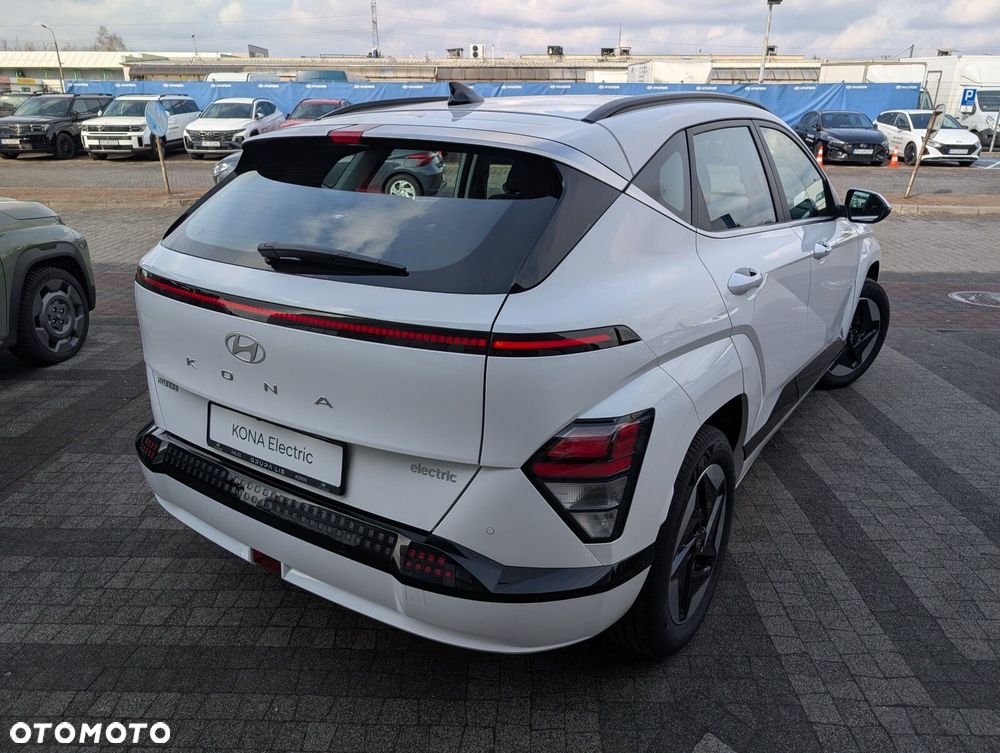 Hyundai Kona - 10