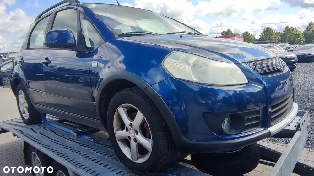 Suzuki SX4 - 5