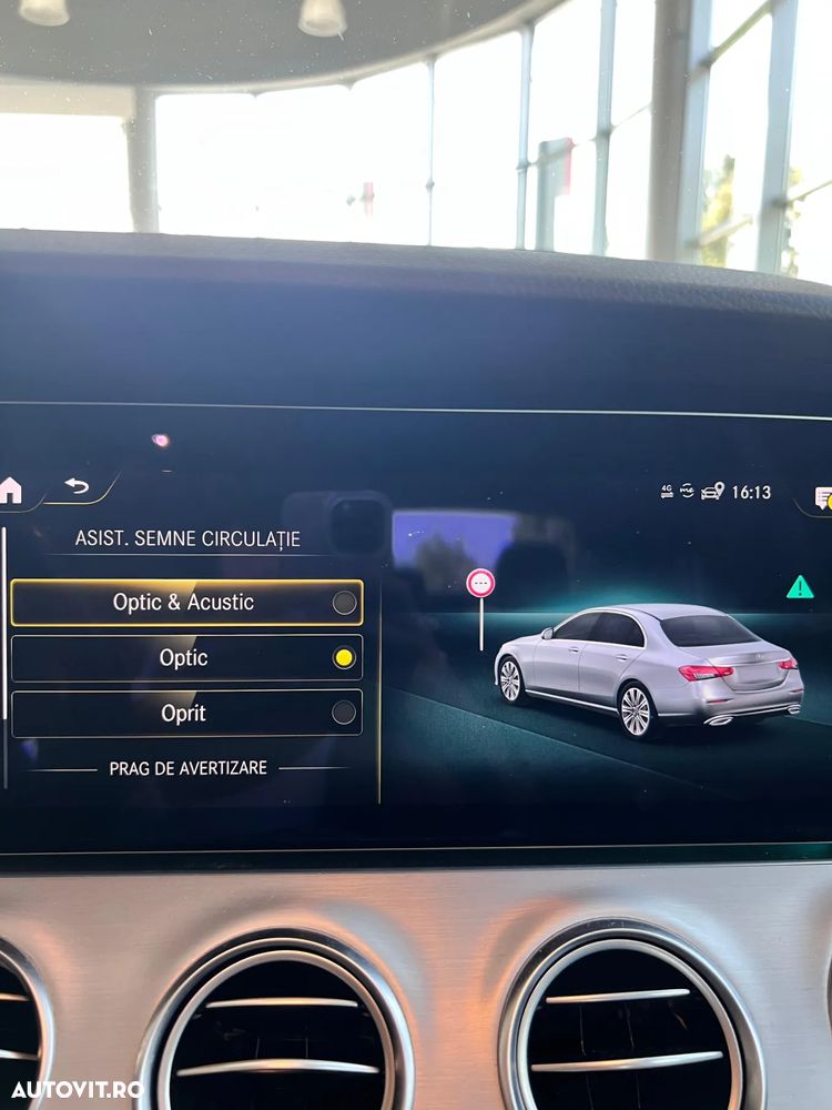 Mercedes-Benz E 220 d 9G-TRONIC - 11