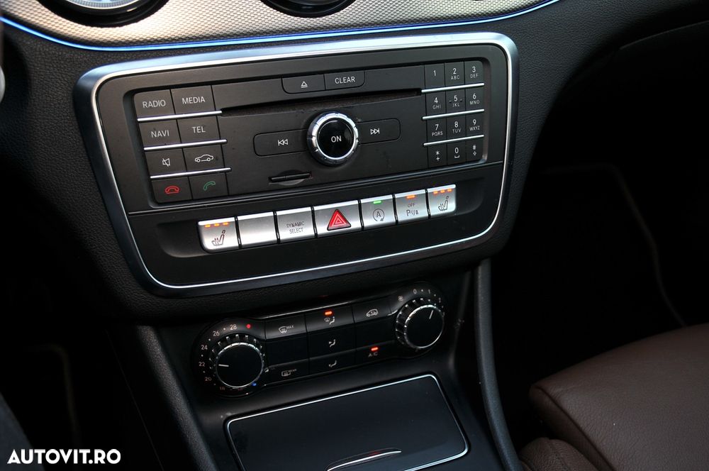 Mercedes-Benz CLA 200 - 19