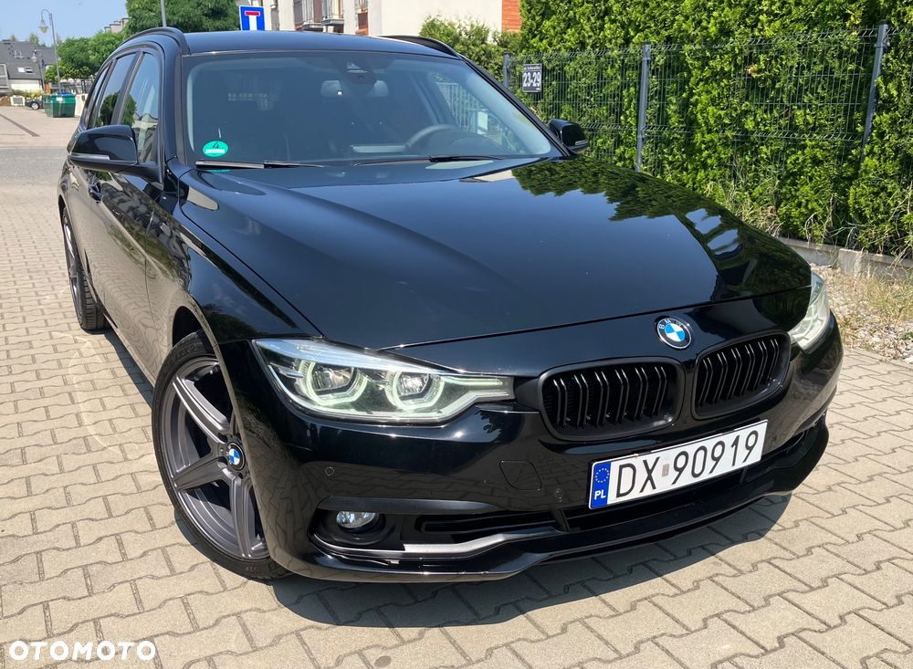 BMW Seria 3 325d Sport Line - 3