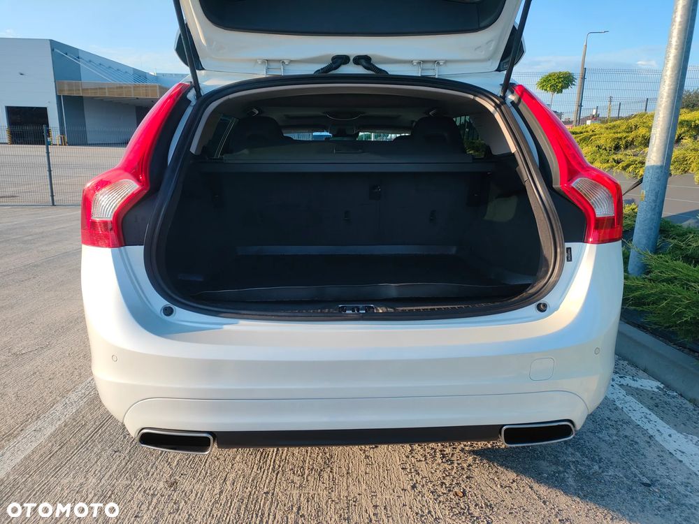 Volvo V60 - 22